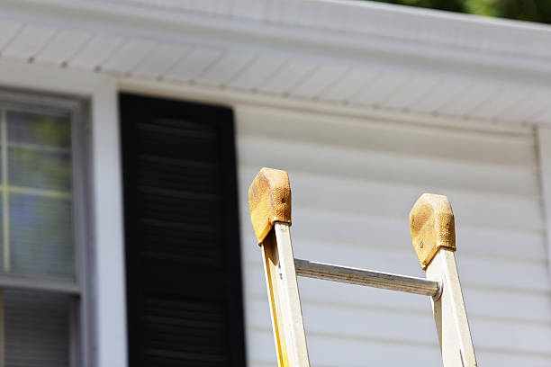 Siding Removal and Disposal in Turner, OR